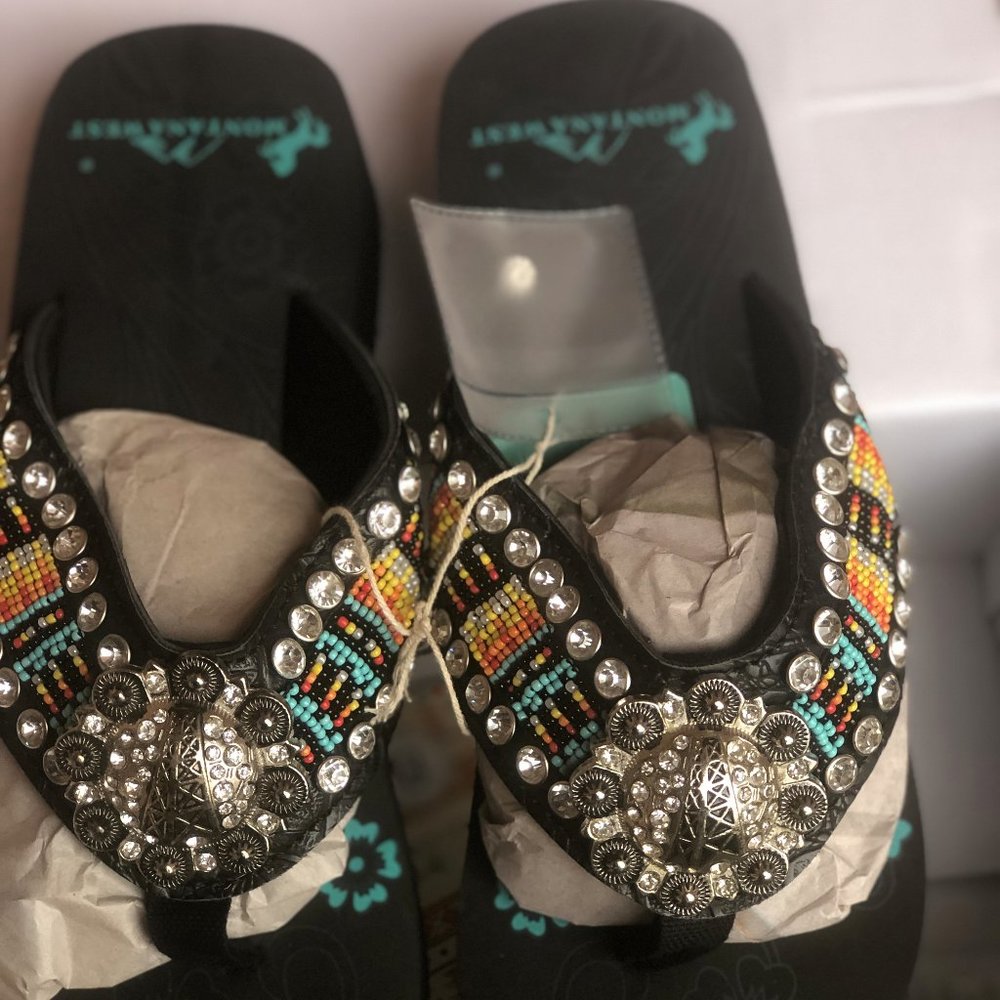 Montana West Aztec Hand Beaded Flip Flops - Picture 4 of 6